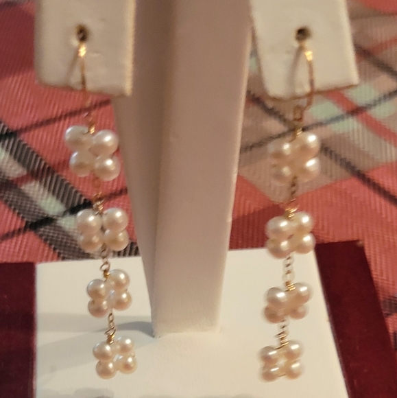 14KT YELLOW GOLD CULTURED PEARLS EARRINGS - Picture 4 of 5